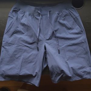 Lulu Lemon’s T.H.E. Short 9” LTT shorts